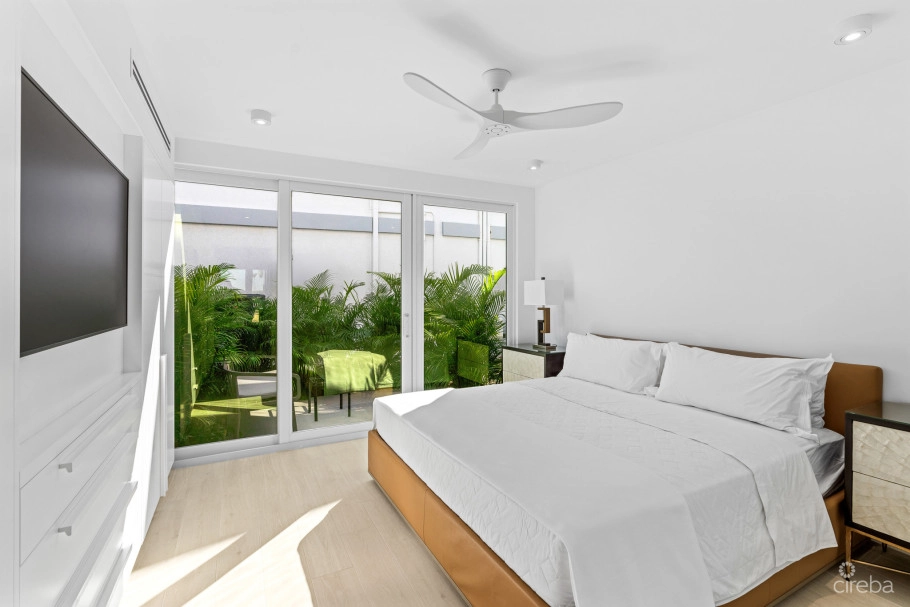 Beachfront Condo Island Pine Villas
