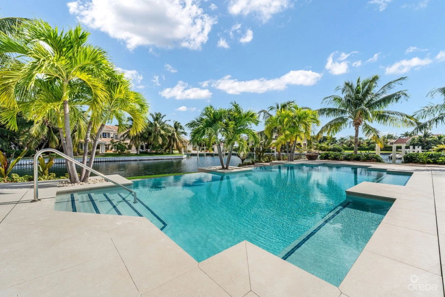 Vista Del Mar | A Reimagined Waterfront Estate