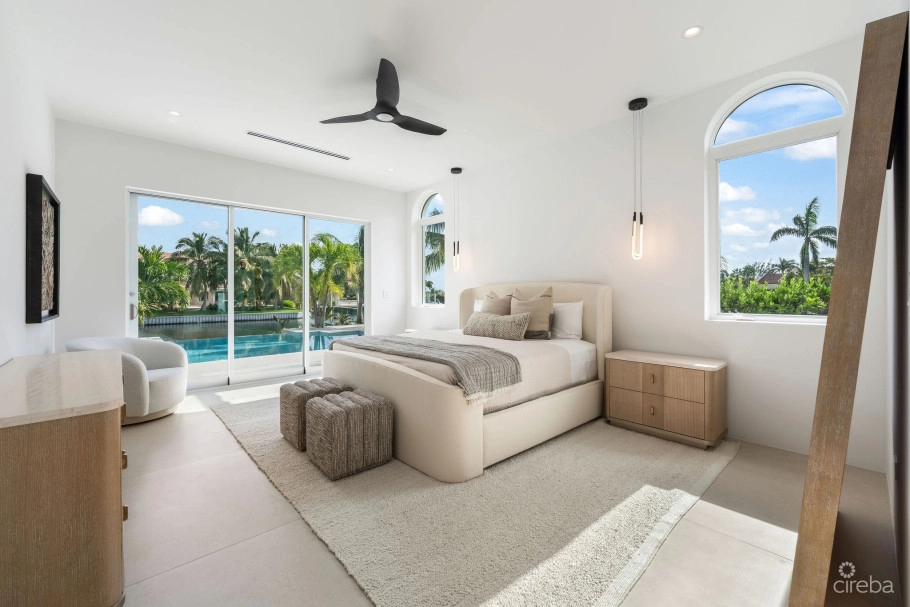 Vista Del Mar | A Reimagined Waterfront Estate