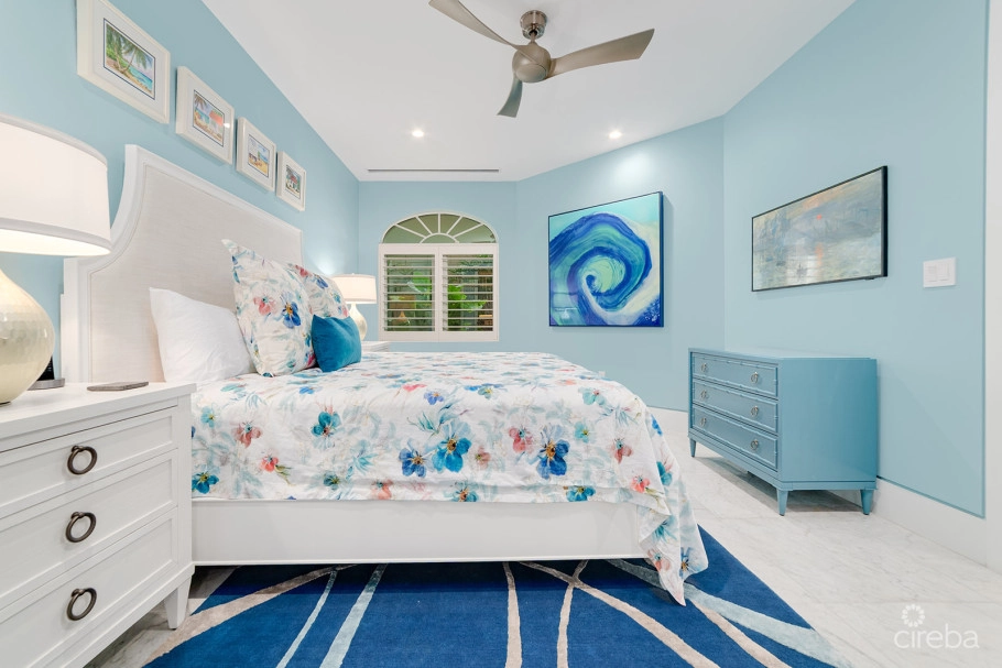 Luxury Seven Mile Beach Condo - Mandalay Unit One