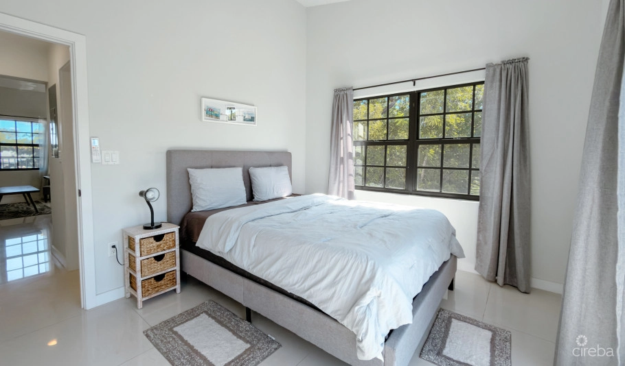 Portofino Gardens 1 Bed Condo