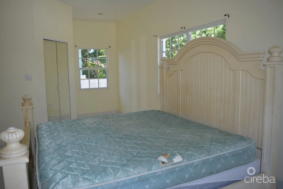 Royal Heights Half Duplex