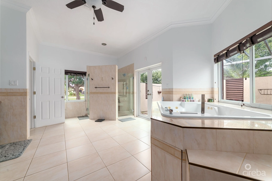 3 Bed Midway Close Family Home