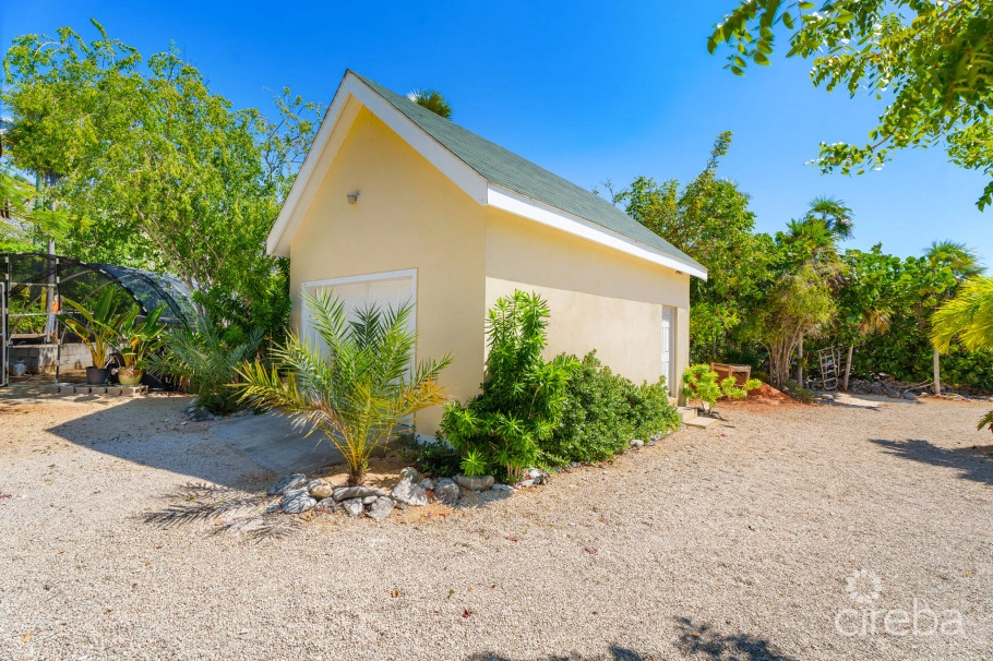 Southside Home And Bluffside Cottage