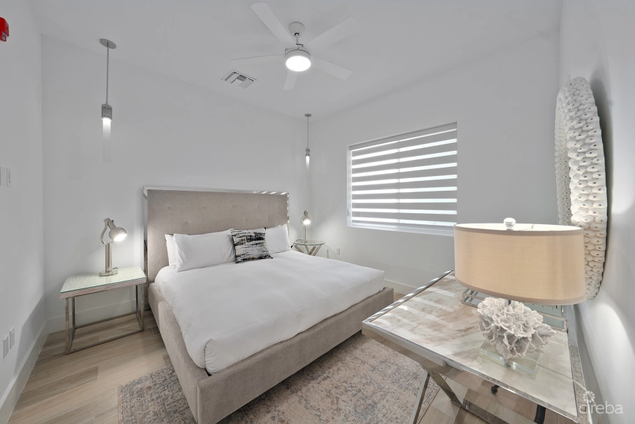 Sunset Point - Signature Penthouse With Vendor Financing!