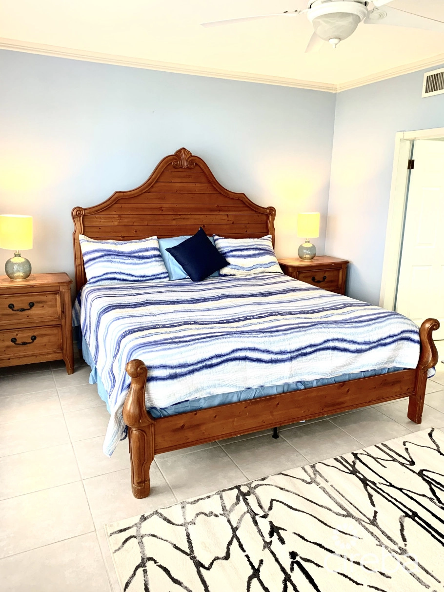 Ocean Pointe Villas #10, Oceanfront West Bay