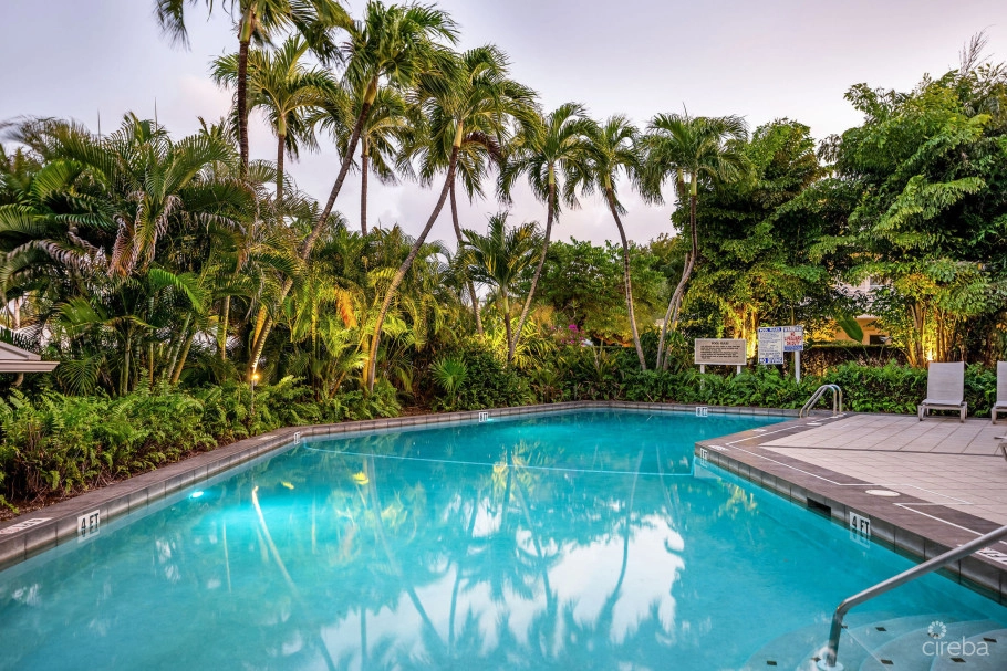 Beachfront Bliss At Cayman Club | Seven Mile Beach