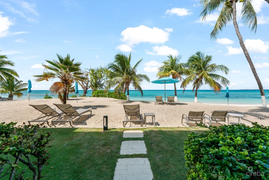 Beachfront Bliss At Cayman Club | Seven Mile Beach
