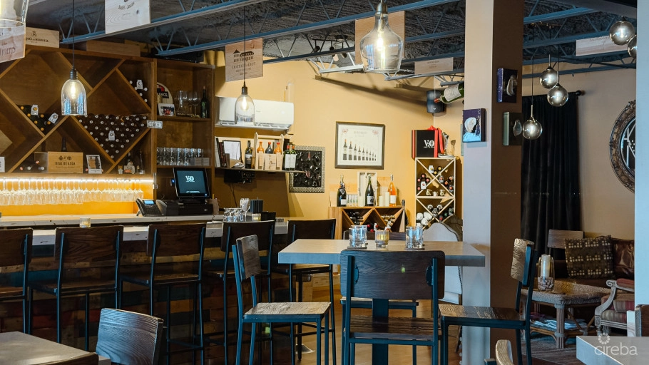 V20 - Wine Bar & Restaurant For Sale