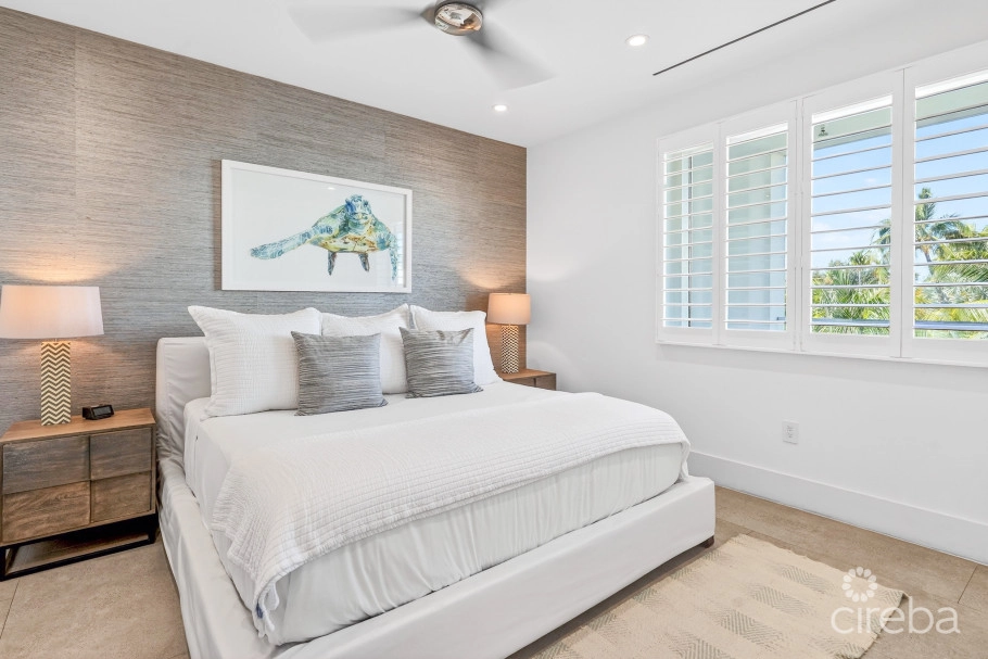 Rum Point Resort | Residence 203 Beachfront Condo