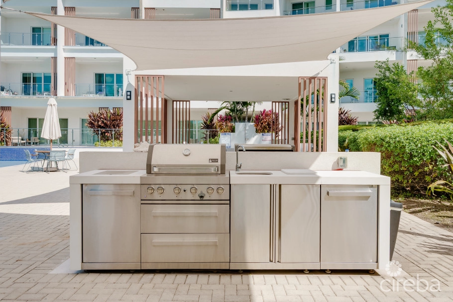 Aura #303 - Oceanfront 2 Bed Plus Den Townhouse Residence