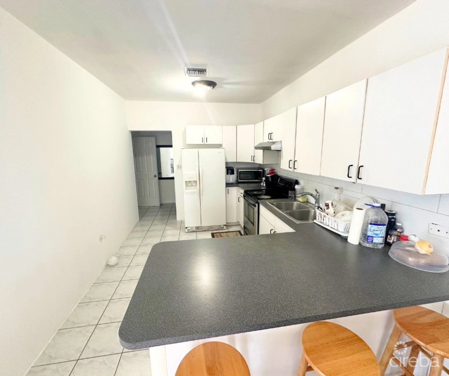 Pleasant View 2beds - Corner Home West Bay