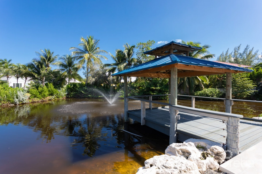 Cayman Crossing  Modern Two Bedroom