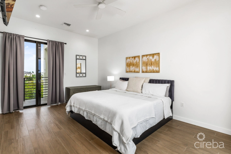 Allure 10, Waterfront Condo