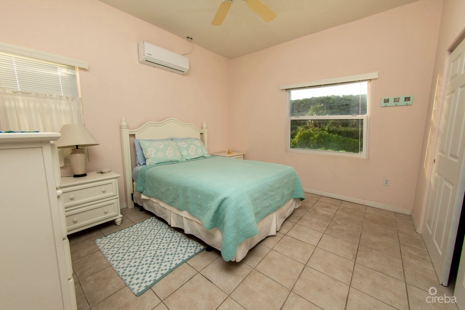 Ocean Front Paradise Villa Cayman Brac
