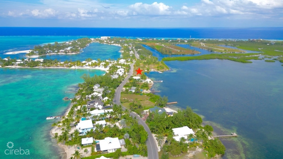 200ft Beachfront Oasis Water Cay Road, Little Sound | Perfect For Boating & Dock