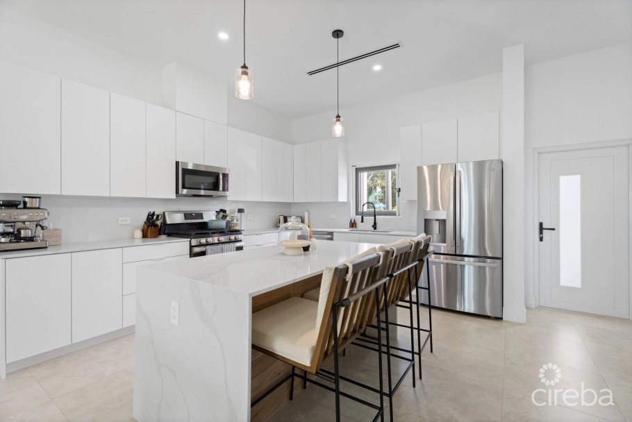 The Meadows At Batabano - 3 Bed Townhome With Roof Terrace