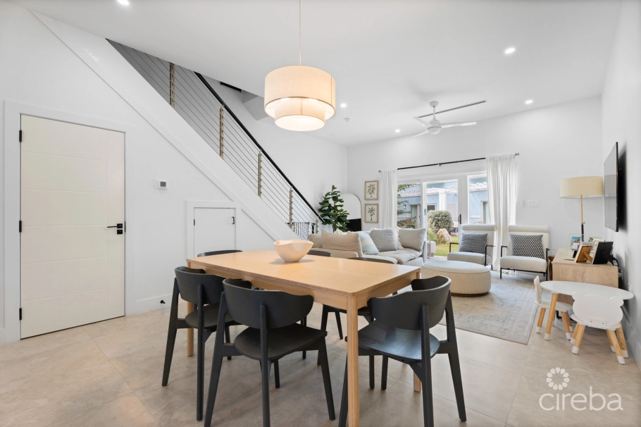 The Meadows At Batabano - 3 Bed Townhome With Roof Terrace