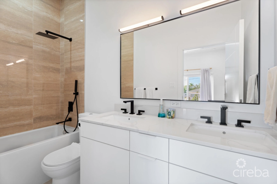 The Meadows At Batabano - 3 Bed Townhome With Roof Terrace
