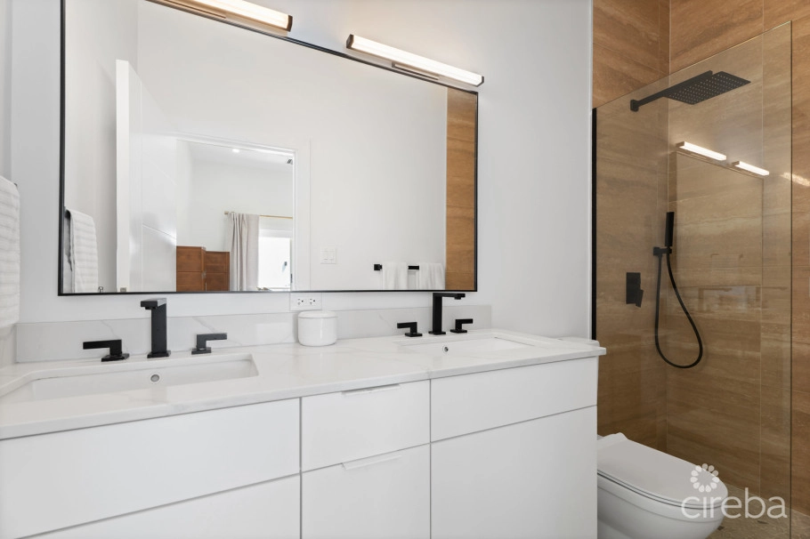The Meadows At Batabano - 3 Bed Townhome With Roof Terrace