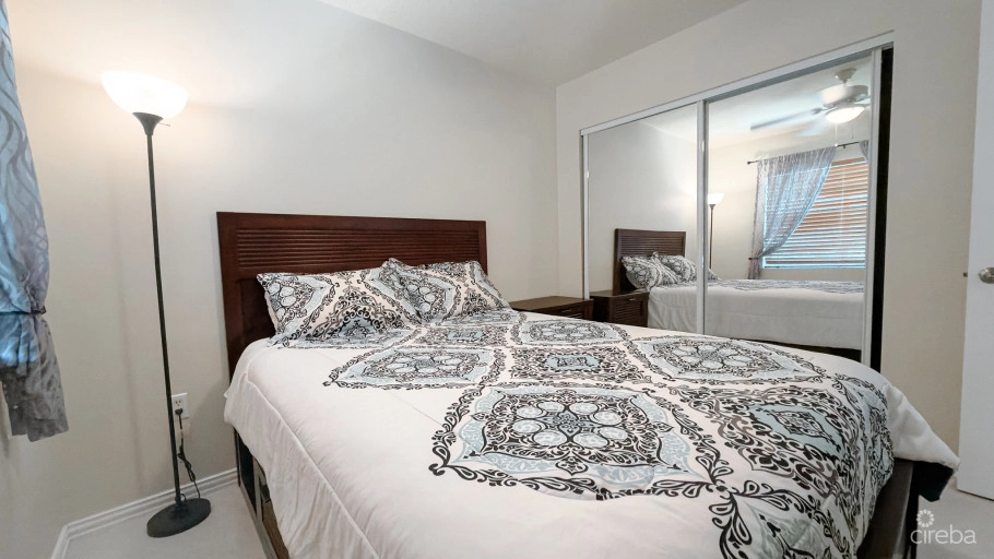 Lakeside 1 Bed Condo