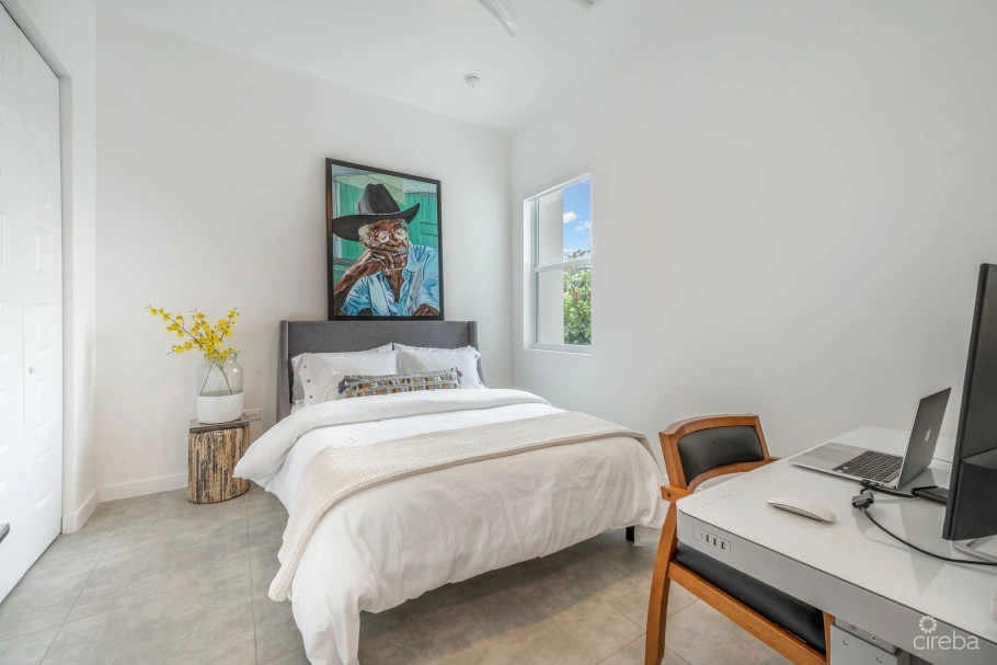 7 Mile Corridor Townhome - Eleven Parc #1