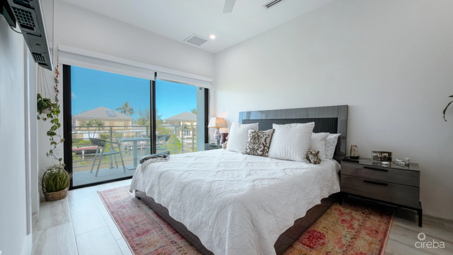 The Lagoons 3 Bed Waterfront Townhouse