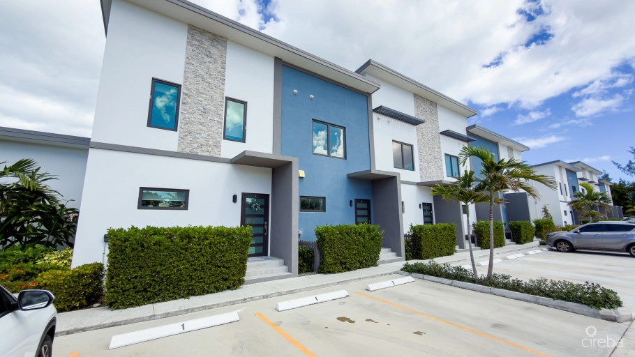 The Lagoons 3 Bed Waterfront Townhouse