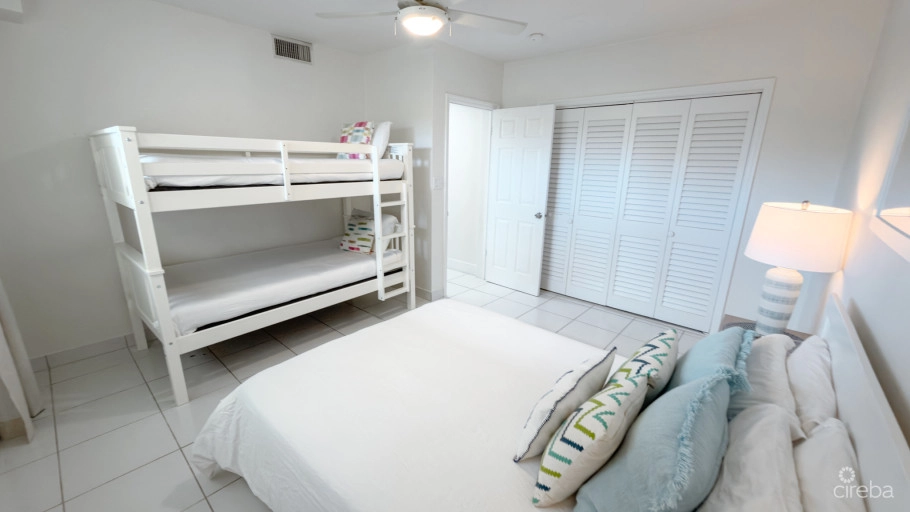 Caribbean Paradise, Beachfront Condo