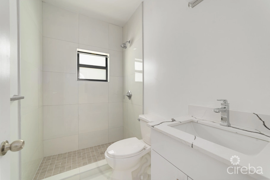 Hyre View - 3 Bed, 2 Bath Duplex