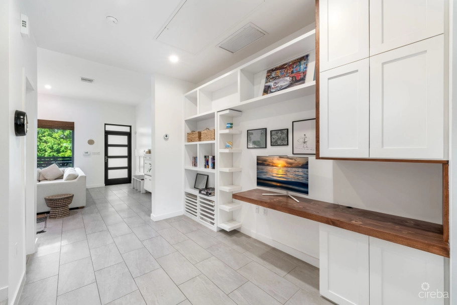 Upgraded Vela Four Bedroom