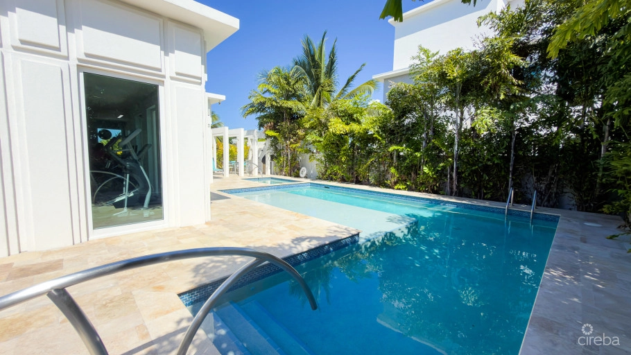 Solara Townhome Crystal Harbour