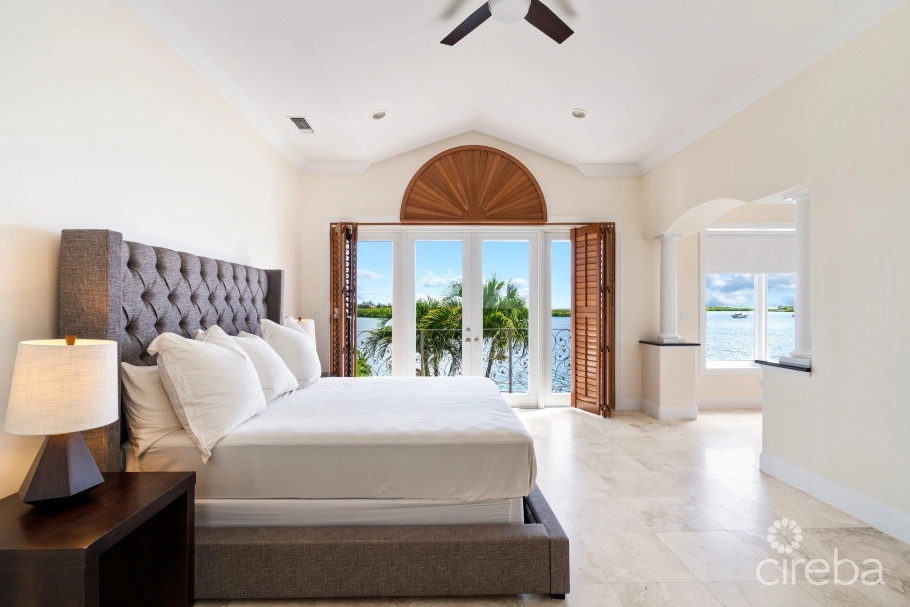 Viscaya 1b - Waterfront Home Governors Harbour
