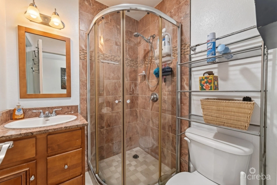 2 Bedroom Condo In Lantern Point