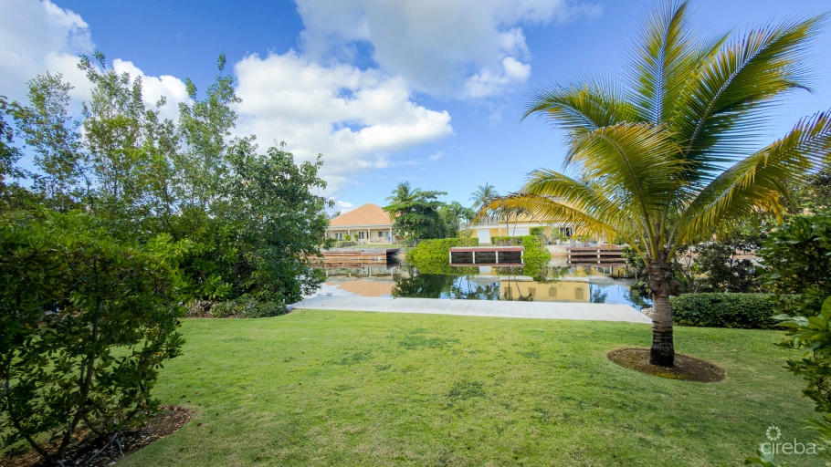 The Lagoons 2 Bed Waterfront Townhouse