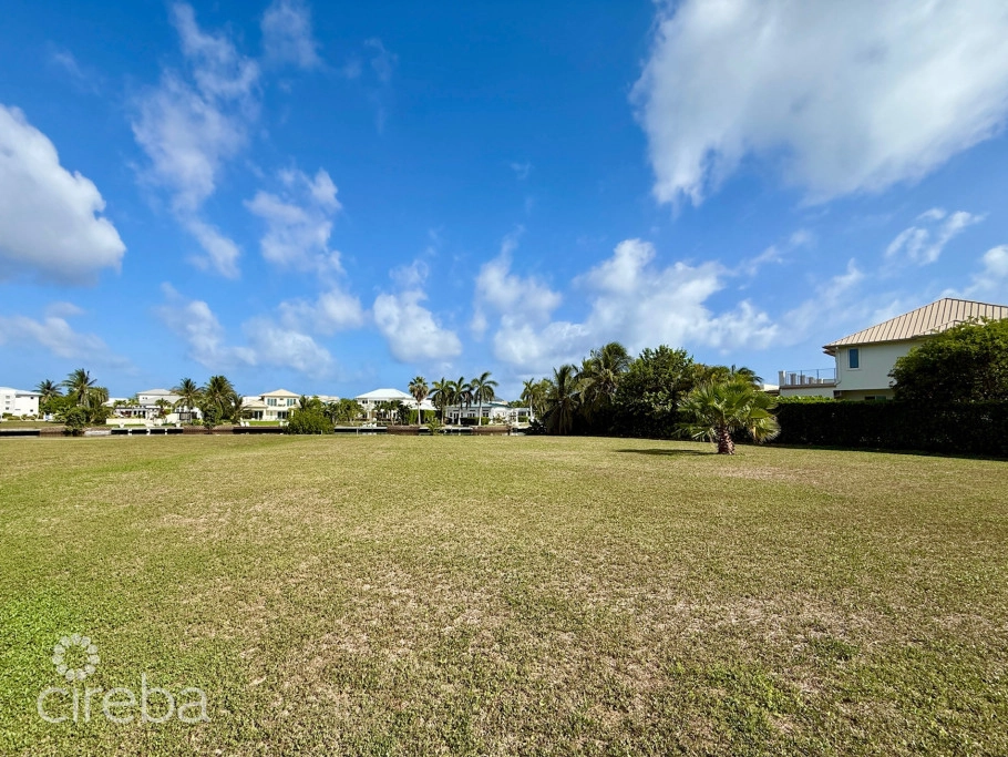 Grand Harbour, Grand Isle Canal Front Land