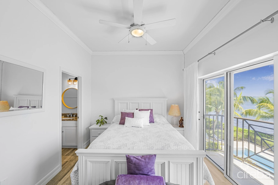 Harbour Point Oceanfront 3 Bed Plus Office