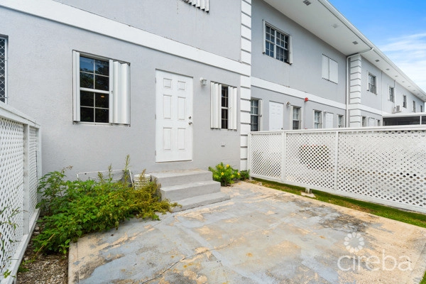 Park View Court,  Phase One - Location Close To Smb