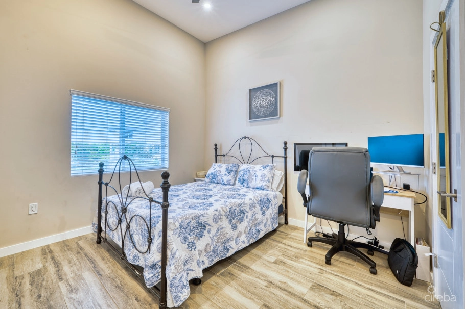 Downtown Reach 801