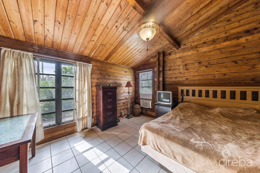 Phelan Close 30, South Sound Home