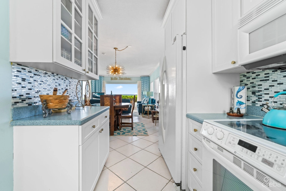 Beachfront Living | Tamarind Bay | Seven Mile Beach