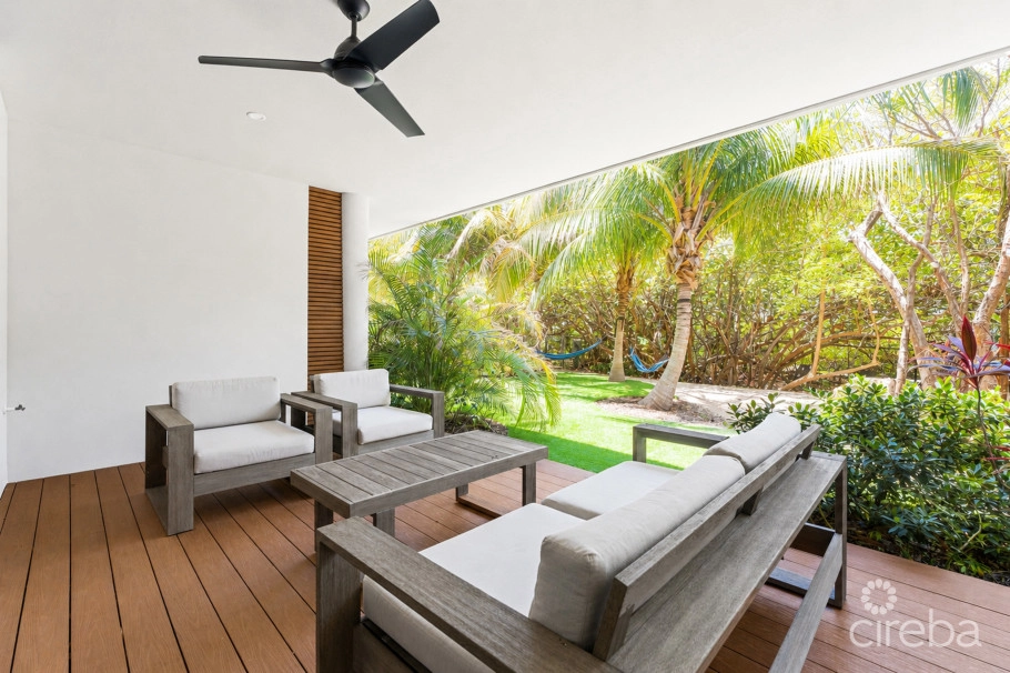 Vida 104, Boutique Retreat
