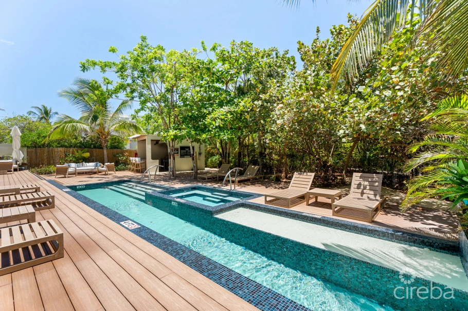 Vida 104, Boutique Retreat