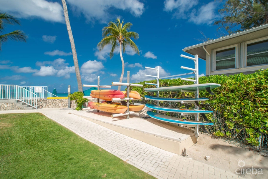 Plantation Village - 7 Mile Beach Condo
