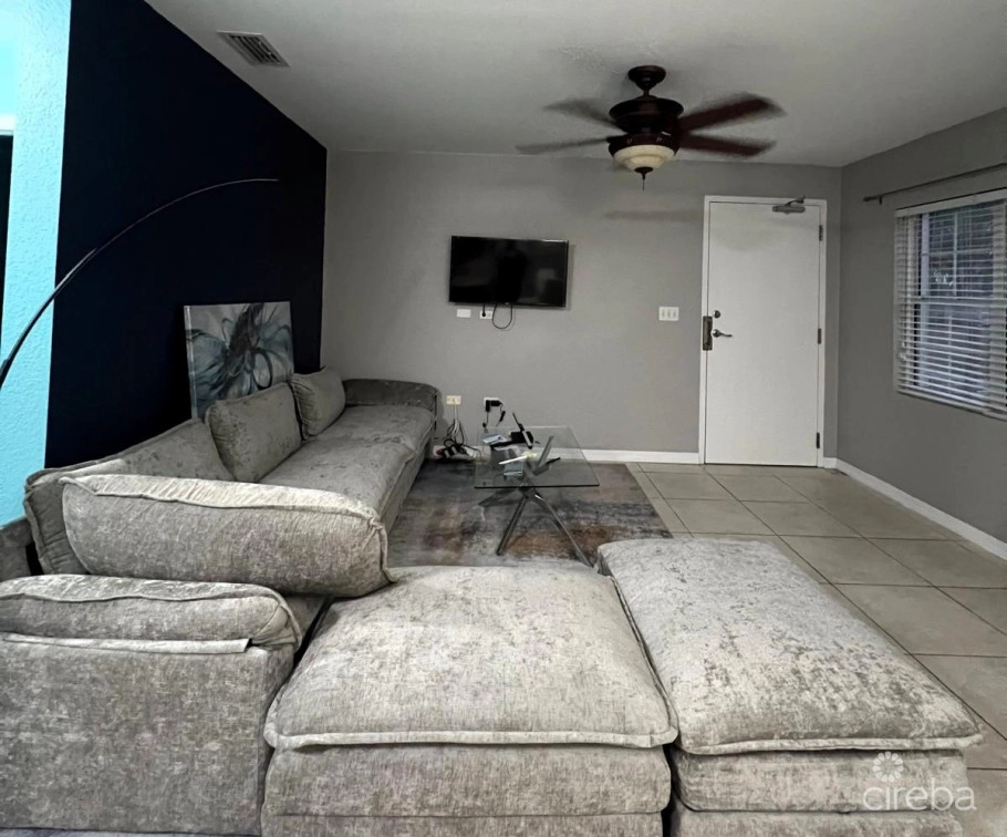 #501 North Side Condo