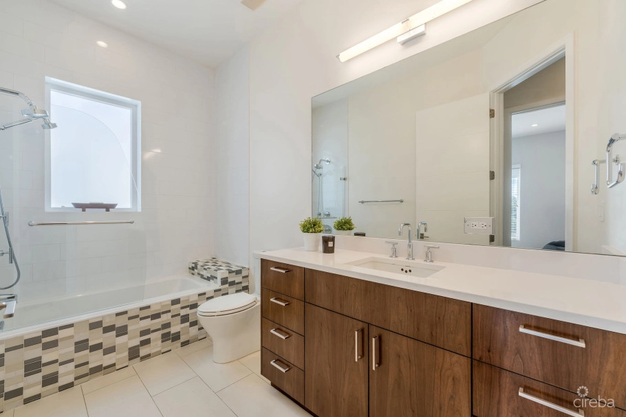 Cypress Pointe North Stand Alone Residence In  Crystal Harbour
