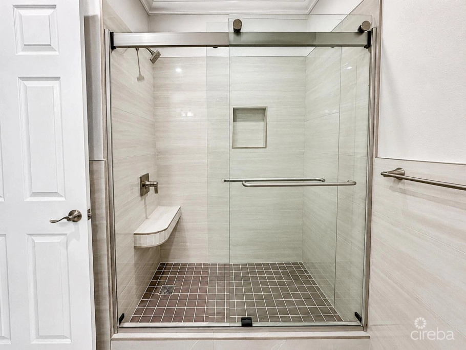Savannah Meadows -beautifully Renovated Family Home