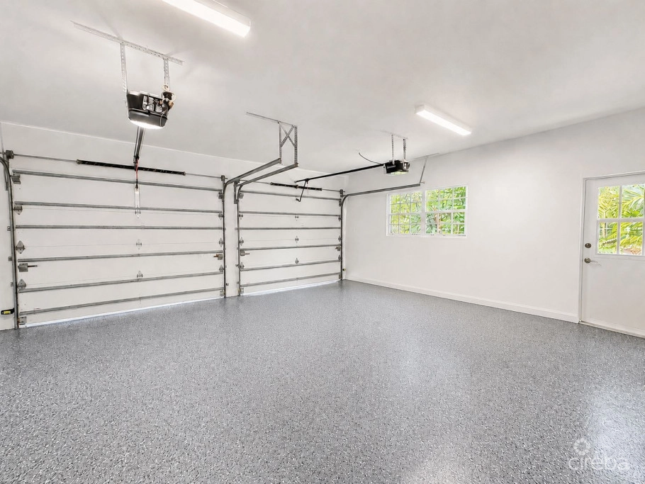Savannah Meadows -beautifully Renovated Family Home