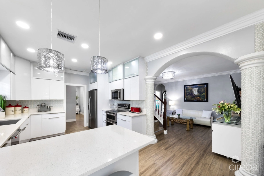 Single Family Gem In North Sound Estates