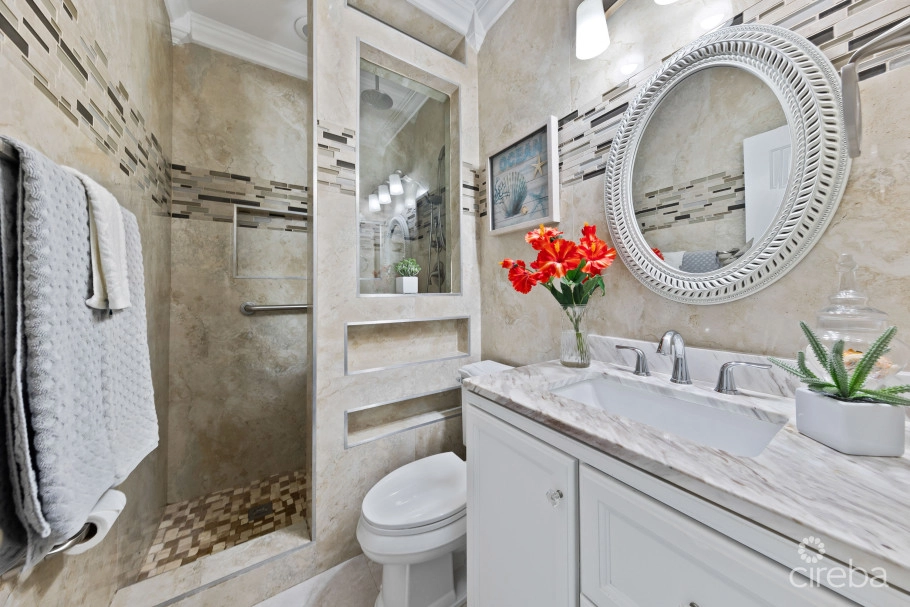 Single Family Gem In North Sound Estates